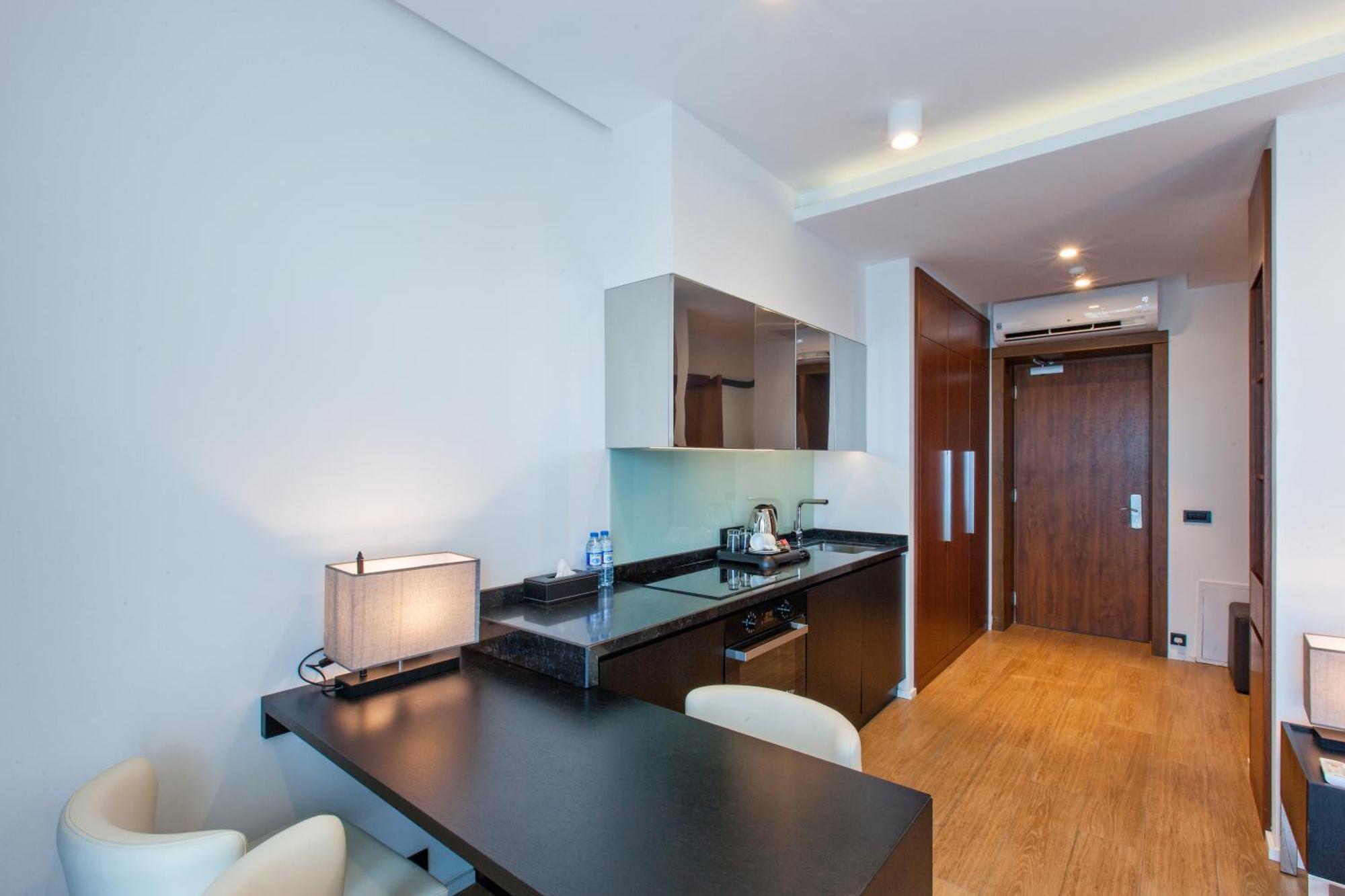 Sea Breeze Resort 나르다란 외부 사진