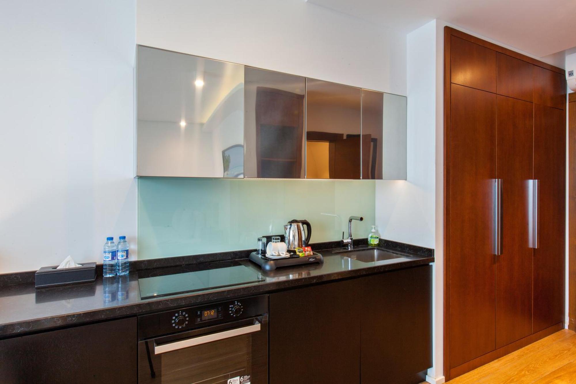 Sea Breeze Resort 나르다란 외부 사진